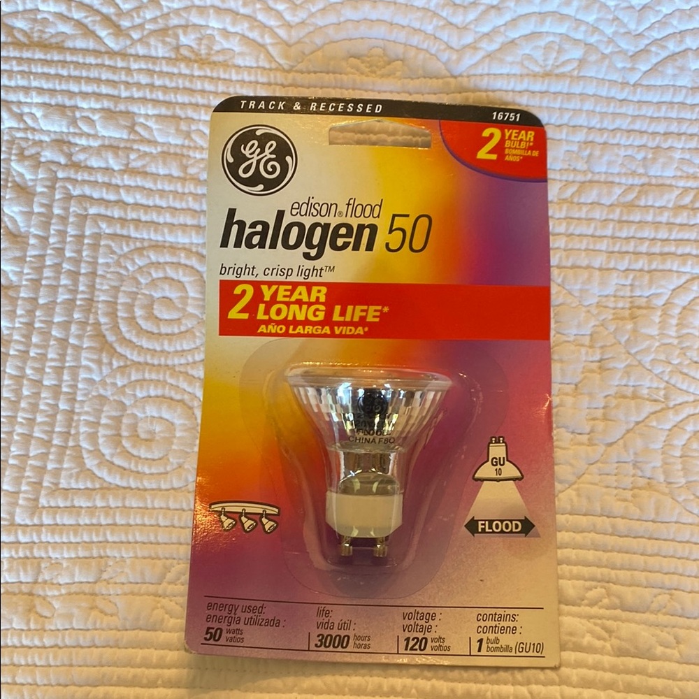 GE Halogen 50W Light Bulb
